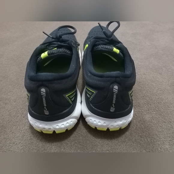 Brooks Ghost 13 Size 11 - Picture 5 of 9